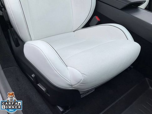 Used 2024 Tesla Model 3 Performance AWD/4WD image 71