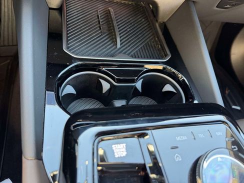 Certified 2025 BMW 530i xDrive image 16