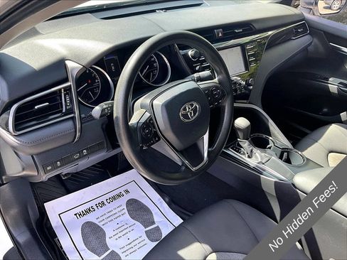 Used 2020 Toyota Camry LE w/ Convenience Package FWD image 12