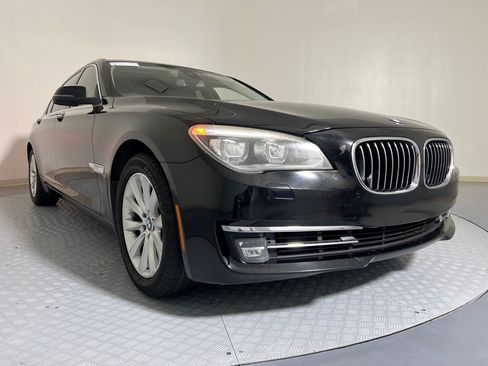 Used 2015 BMW 740Li image 5