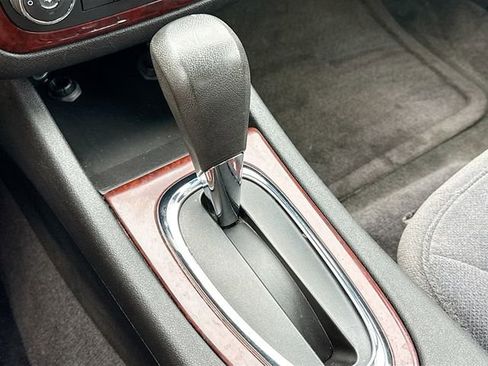 Used 2008 Chevrolet Impala LS image 16