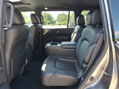 Certified 2023 Nissan Armada SL w/ Midnight Edition Package AWD/4WD image 12