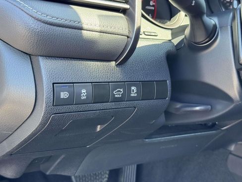 Used 2024 Toyota Camry XSE FWD image 11