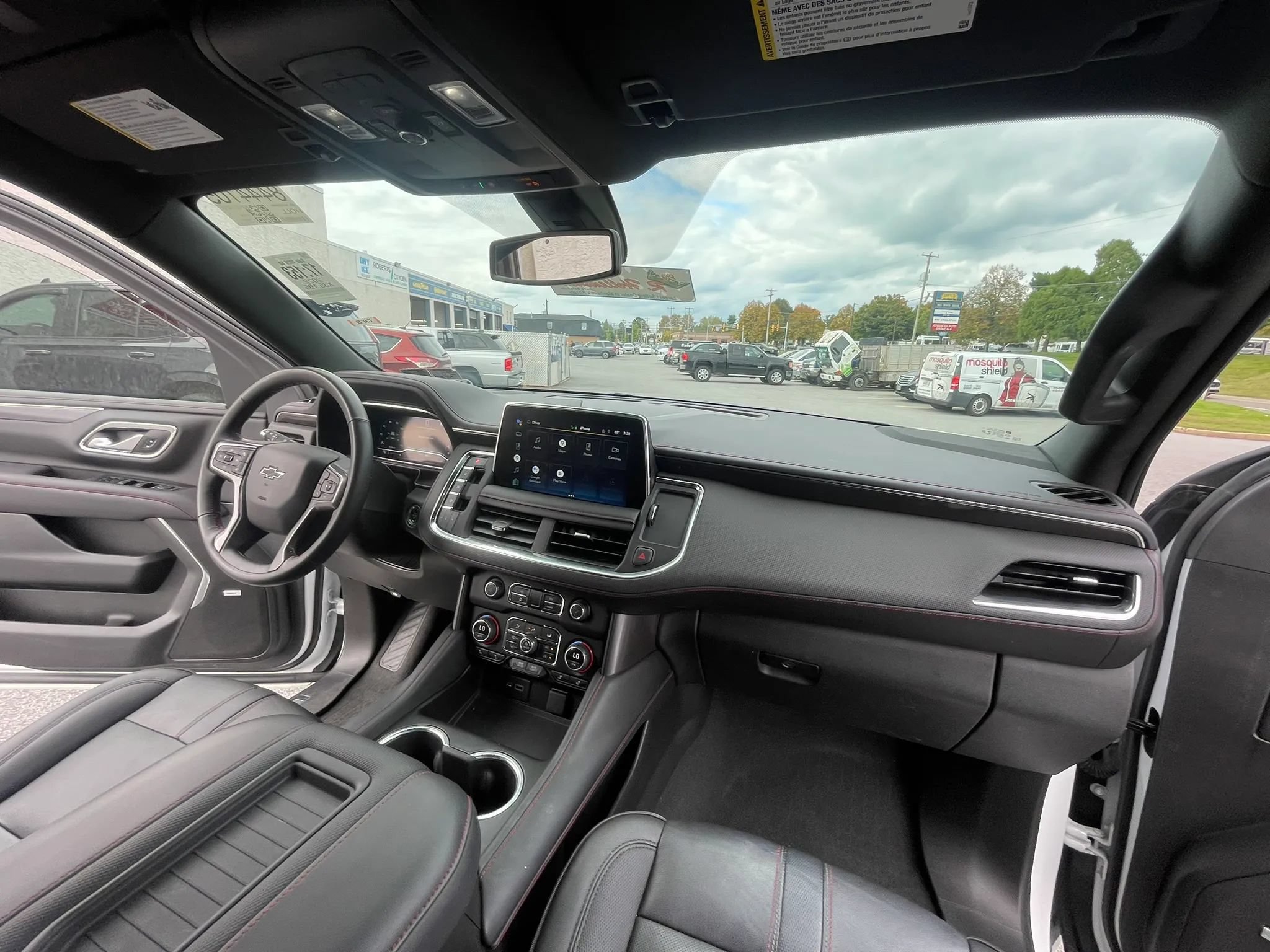 Used 2022 Chevrolet Tahoe RST w/ Luxury Package AWD/4WD image 20