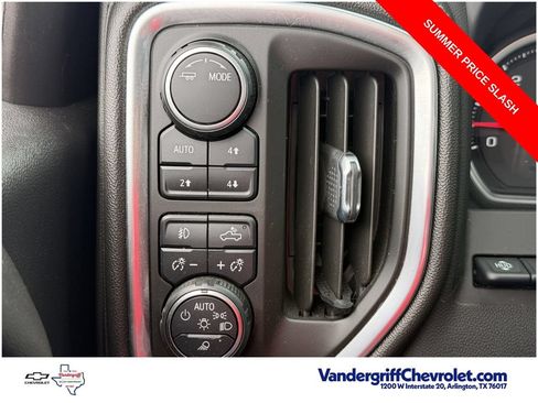 Used 2022 Chevrolet Silverado 1500 High Country w/ Technology Package AWD/4WD image 21