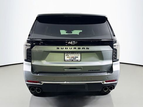 New 2025 Chevrolet Suburban Premier image 6