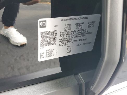 Used 2023 Cadillac Escalade Premium Luxury w/ Performance Package image 31