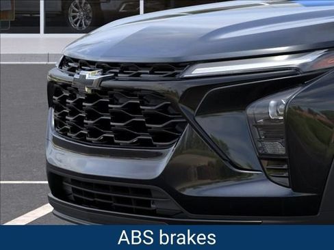 New 2026 Chevrolet Trax LT w/ Driver Confidence Package FWD image 15