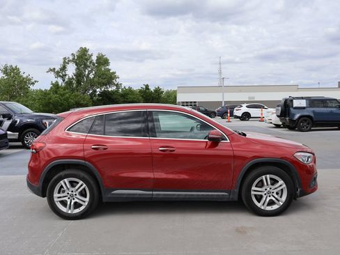 Used 2021 Mercedes-Benz GLA 250 4MATIC image 9