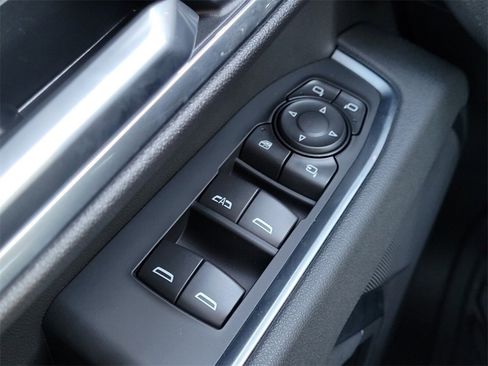 Used 2026 Chevrolet Silverado 2500 LT w/ Safety Package image 24