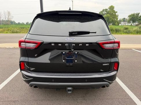 Used 2023 Ford Escape ST-Line Elite w/ Class II Trailer Tow Package AWD/4WD image 6