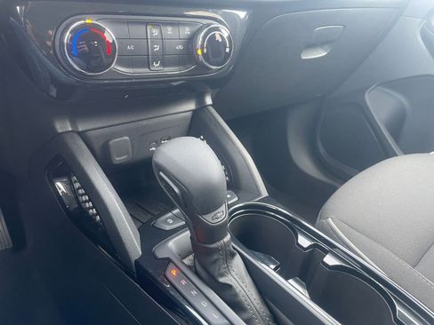 Used 2025 Chevrolet TrailBlazer LT image 41