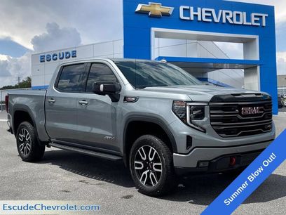 Used 2025 GMC Sierra 1500 AT4 w/ AT4 Premium Package