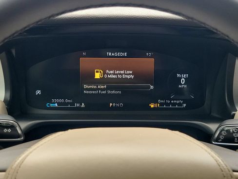 Certified 2023 Lincoln Aviator 2WD w/ Class IV Trailer Tow Package image 24
