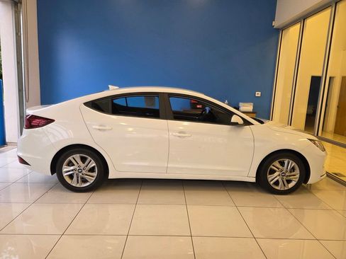 Used 2020 Hyundai Elantra SEL w/ Cargo Package (C1) FWD image 5