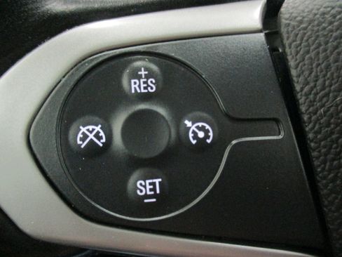 Used 2022 Chevrolet Colorado LT w/ LT Convenience Package image 23