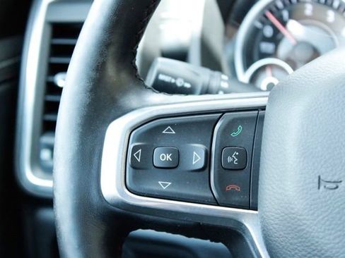 Used 2019 RAM 1500 Laramie AWD/4WD image 22