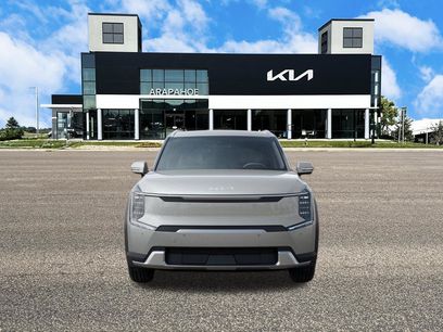 New 2026 Kia EV9 Wind