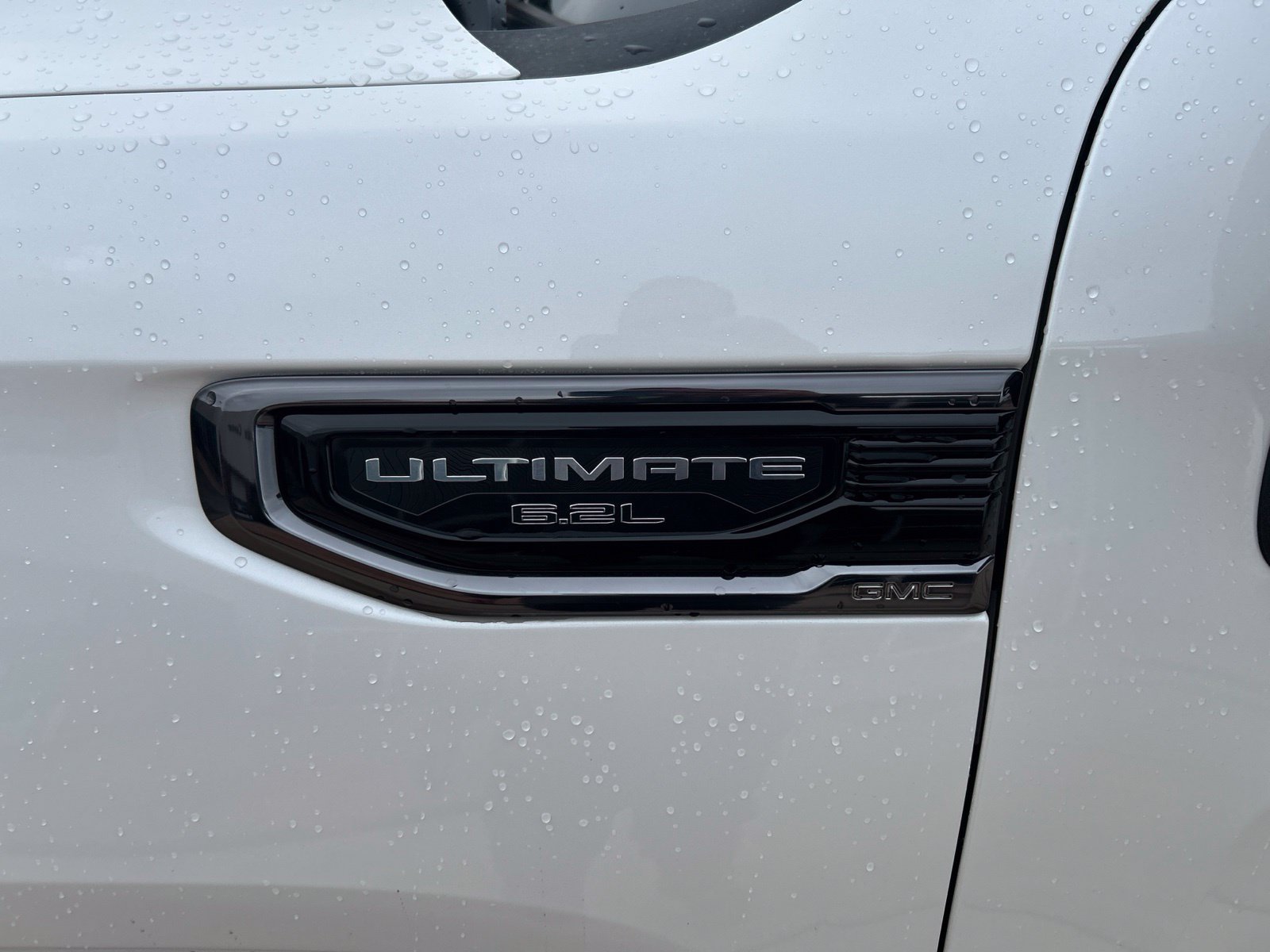 Used 2025 GMC Sierra 1500 Denali Ultimate AWD/4WD image 9