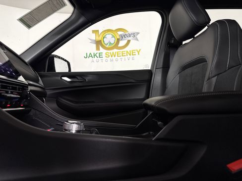 New 2025 Jeep Grand Cherokee Altitude image 28