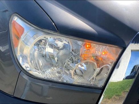 Used 2012 Toyota Tundra Grade w/ Tow Pkg image 26