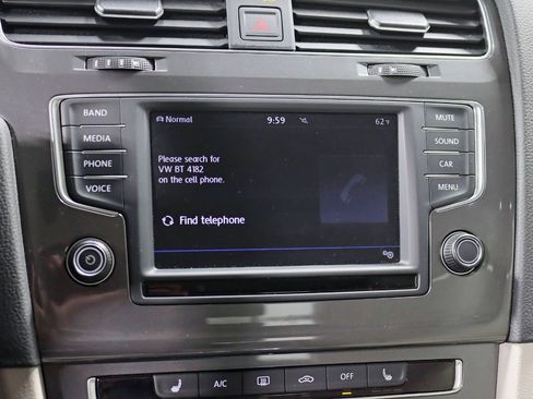 Used 2017 Volkswagen Golf Alltrack SE image 18