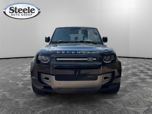 Used 2023 Land Rover Defender 110 X-Dynamic SE image 8