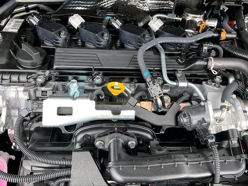 New 2026 Toyota Prius Plug-In Hybrid FWD image 17