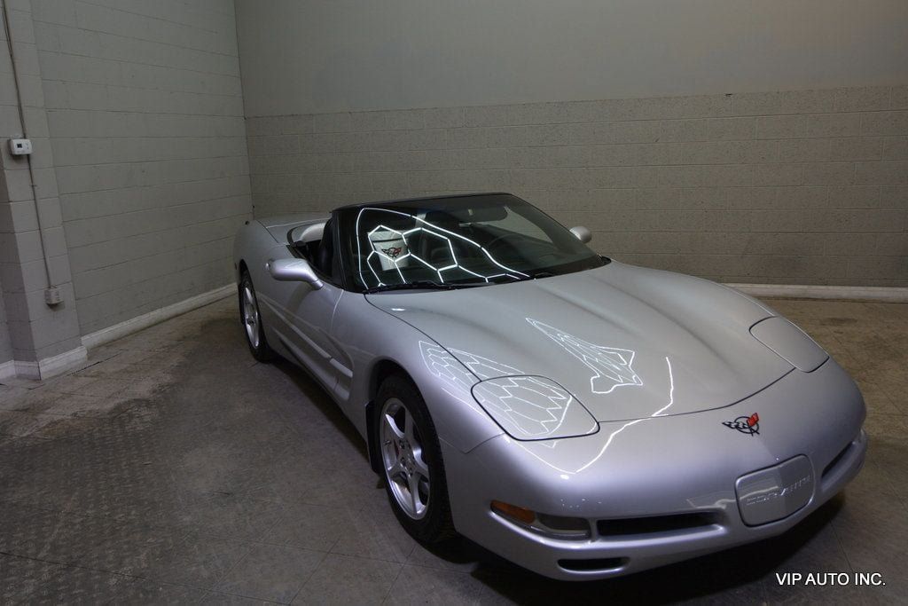 Used 2000 Chevrolet Corvette Convertible w/ Memory Pkg RWD image 1