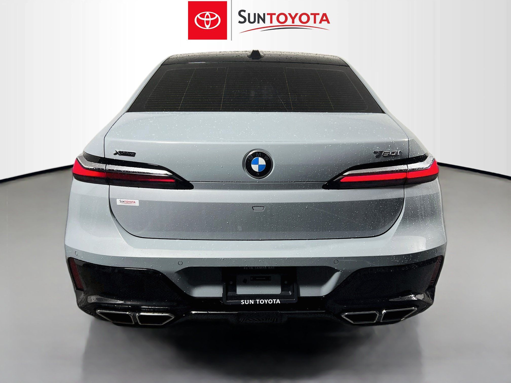Used 2024 BMW 760i xDrive w/ Premium Package 2 AWD/4WD image 5