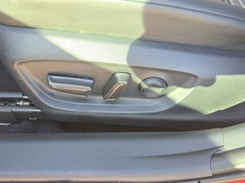 Used 2024 Toyota Camry SE image 22