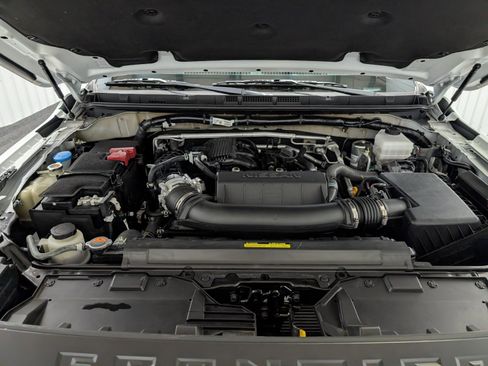 Used 2024 Nissan Frontier S w/ Technology Package image 26