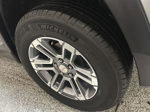 Used 2026 GMC Terrain Elevation AWD/4WD image 11