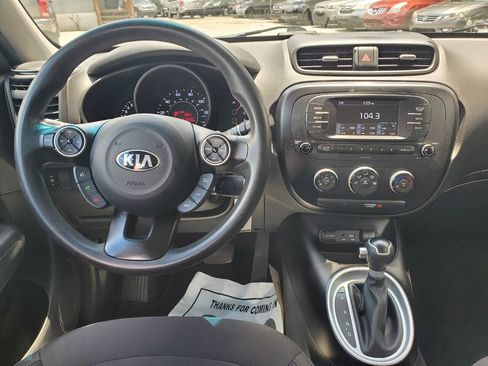 Used 2017 Kia Soul FWD image 15