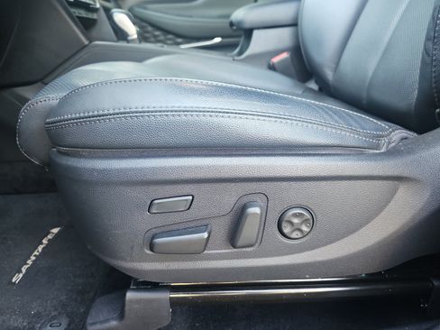 Used 2020 Hyundai Santa Fe Limited FWD image 14