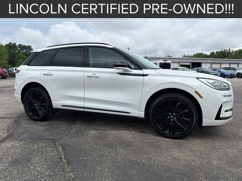 Used 2023 Lincoln Corsair Reserve w/ Equipment Group 201A AWD/4WD image 1