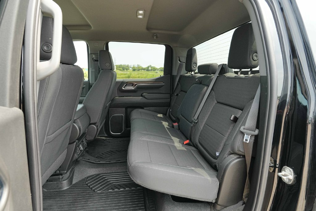 Used 2024 Chevrolet Silverado 1500 RST AWD/4WD image 20