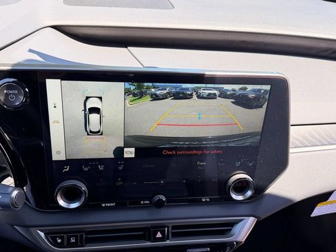New 2026 Lexus RX 450h AWD image 18