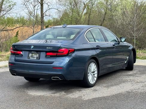 Certified 2023 BMW 530i xDrive w/ Premium Package AWD/4WD image 6