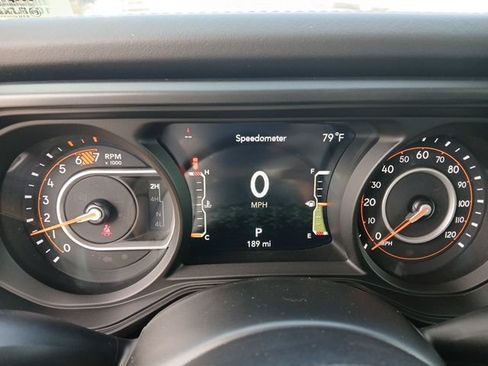 New 2026 Jeep Wrangler Unlimited Rubicon AWD/4WD image 17