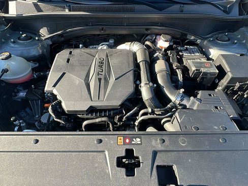 Used 2023 Hyundai Santa Fe Calligraphy image 10