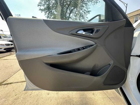 Used 2016 Chevrolet Malibu LT FWD image 22