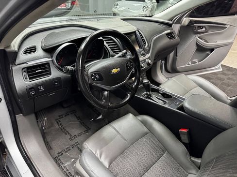 Used 2019 Chevrolet Impala LT image 37