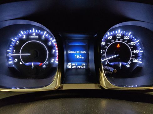 Used 2014 Toyota Avalon Limited image 23