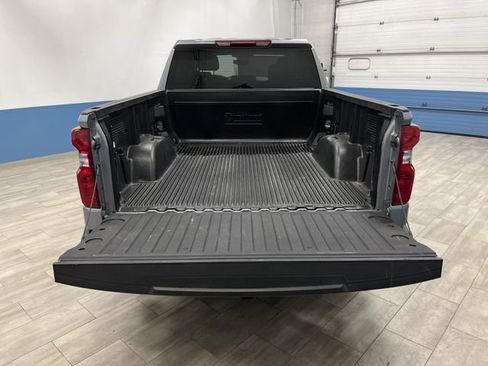 Used 2025 Chevrolet Silverado 1500 LT image 15