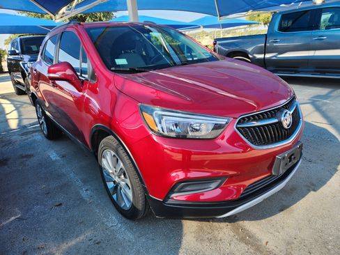 Used 2017 Buick Encore Preferred FWD image 1