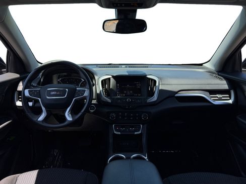 Used 2022 GMC Terrain SLE FWD image 10