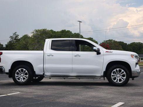 Used 2024 Chevrolet Silverado 1500 LTZ w/ LTZ Premium Package AWD/4WD image 6