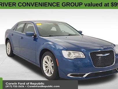 Used 2021 Chrysler 300 Touring w/ Driver Convenience Group