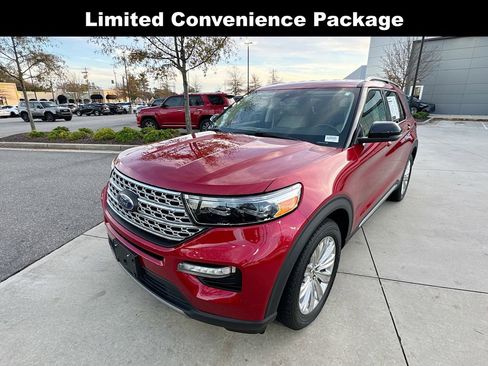 Used 2023 Ford Explorer Limited w/ Equipment Group 301A image 5